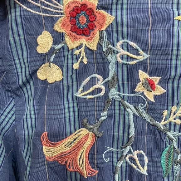 JOHNNY WAS Viloa Nashville Shirt | Boho Western w/ Embroidery - Picture 9 of 10